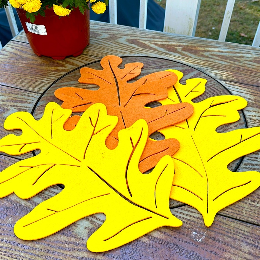 FREE Felt Craft Autumn 🍂 Leaves